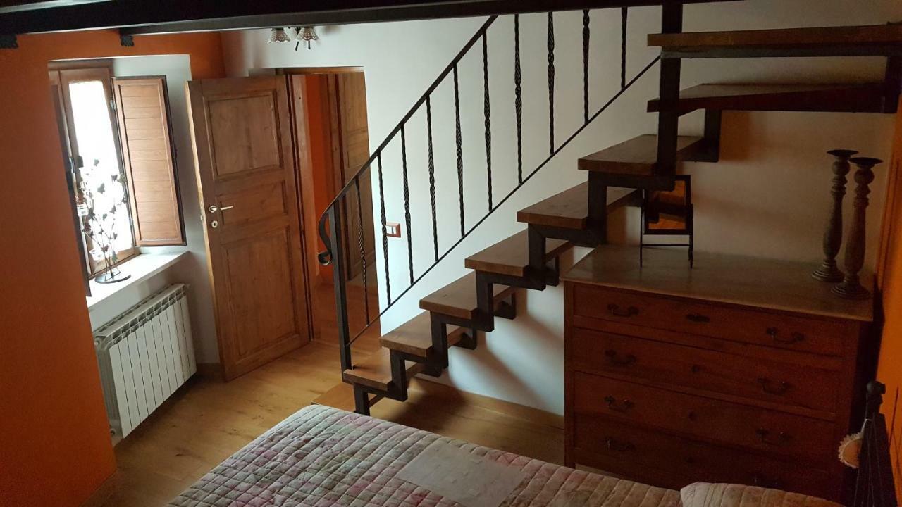 Villa Scaccia Pensieri Cerchio Exterior foto