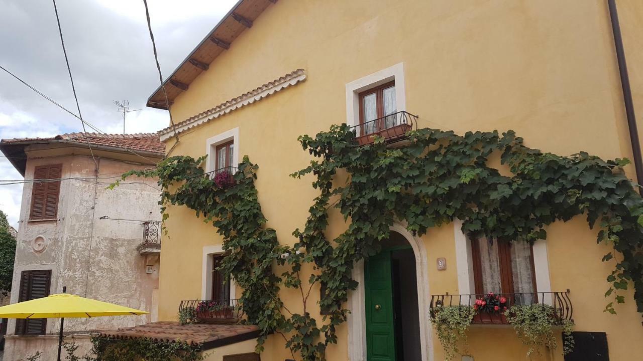 Villa Scaccia Pensieri Cerchio Exterior foto